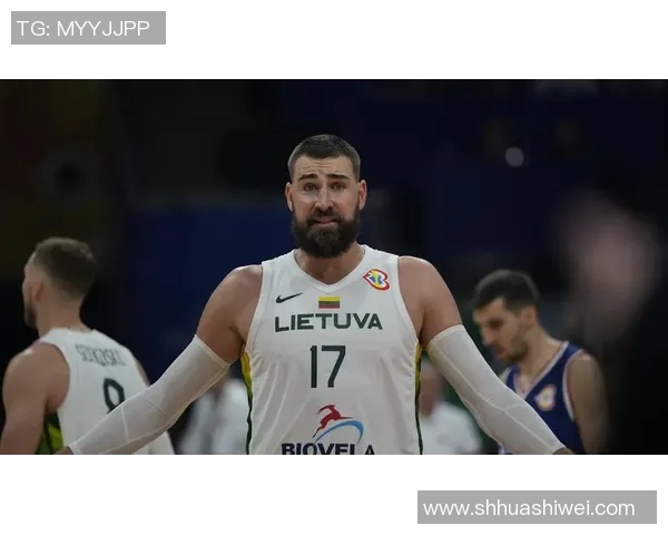 塞尔维亚足球球星罗马的辉煌生涯与国家队荣耀时刻